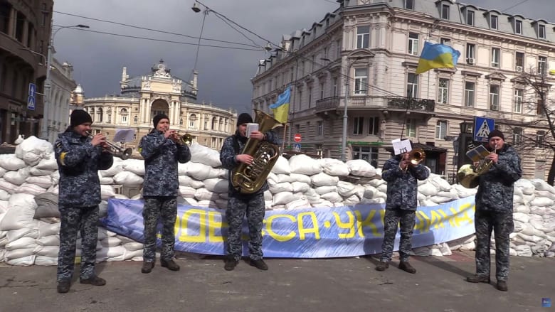 Watch: Military band plays amid fears for Ukraine's Odessa
