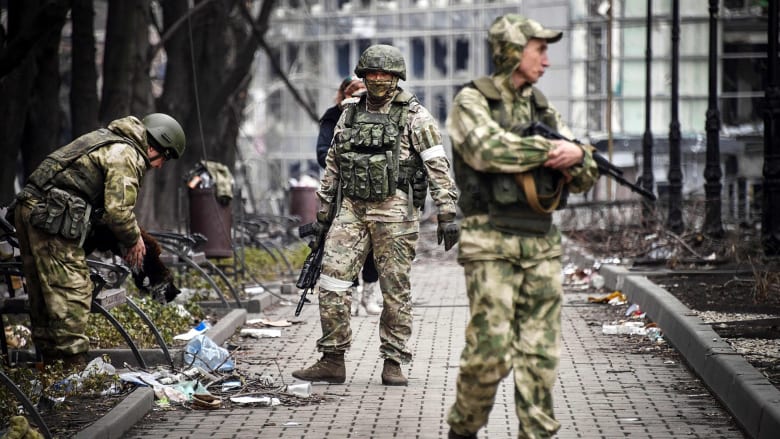 Ukraine outnumbered: Mariupol on the brink of Russian capture