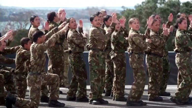 Young New Zealanders perform haka to honor Queen Elizabeth II
