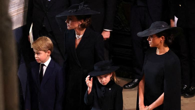 Princess Charlotte wears brooch gifted by Queen Elizabeth