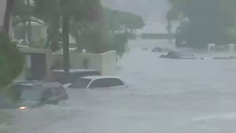 'The surge is coming at us': Naples mayor discusses impact of Hurricane Ian making landfall