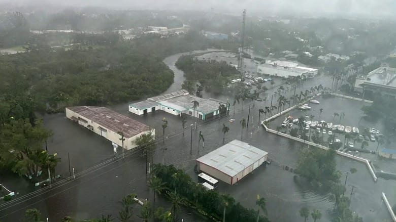 Man, 91-year-old mother 'trapped' on 22nd floor of Fort Myers, Fla. high-rise due to Hurricane Ian