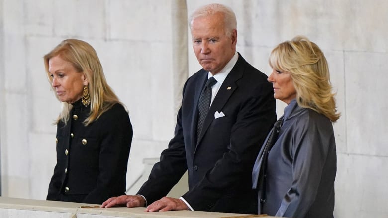 President and first lady pay respects to Queen Elizabeth II in London