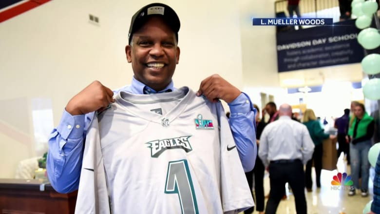 North Carolina students send their Eagles super fan teacher to the Super Bowl