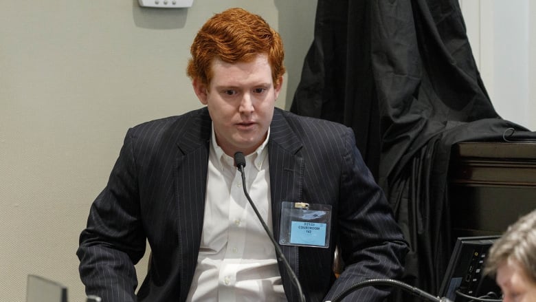 Murdaugh’s surviving son, Buster, takes the stand