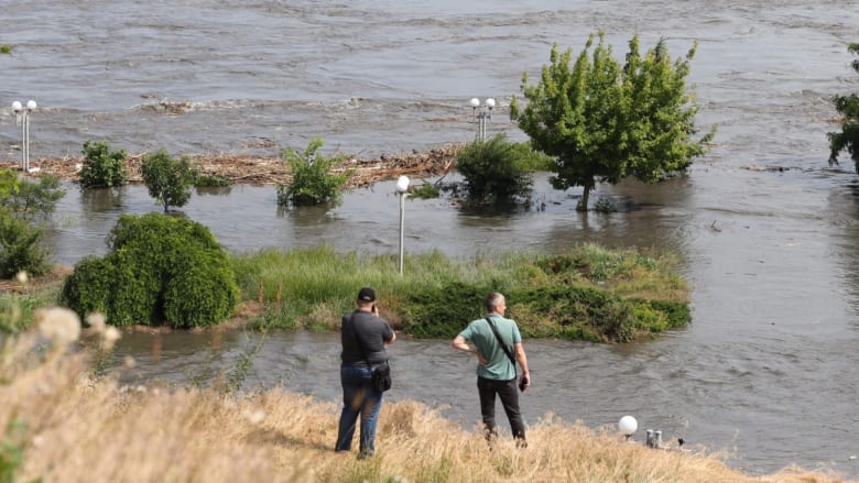 Destroyed dam in Ukraine triggers possible environmental crisis