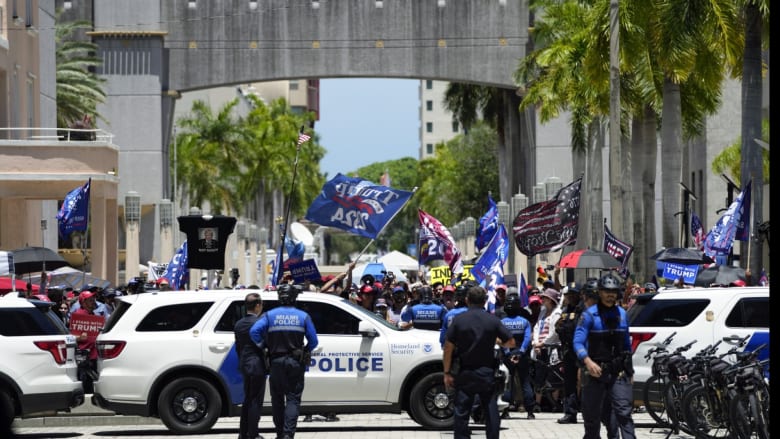 Trump booked and processed at Miami federal court