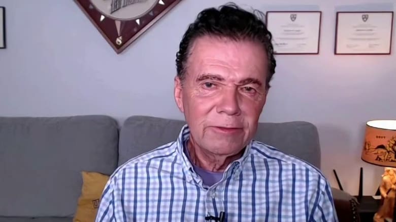 Former Titanic wreck reporter recalls his experience in a submersible