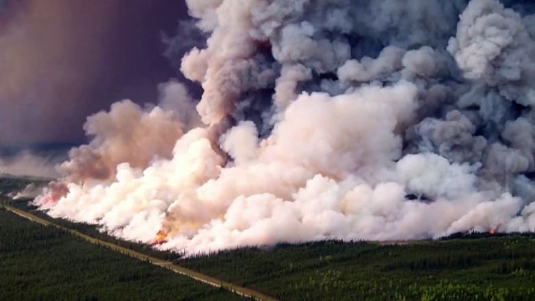 Canada's uncontrolled wildfires spread across the country