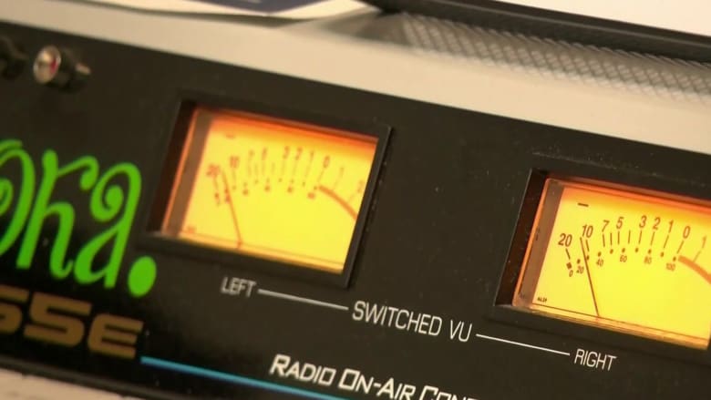 Hawaii residents turn to radio station for vital updates