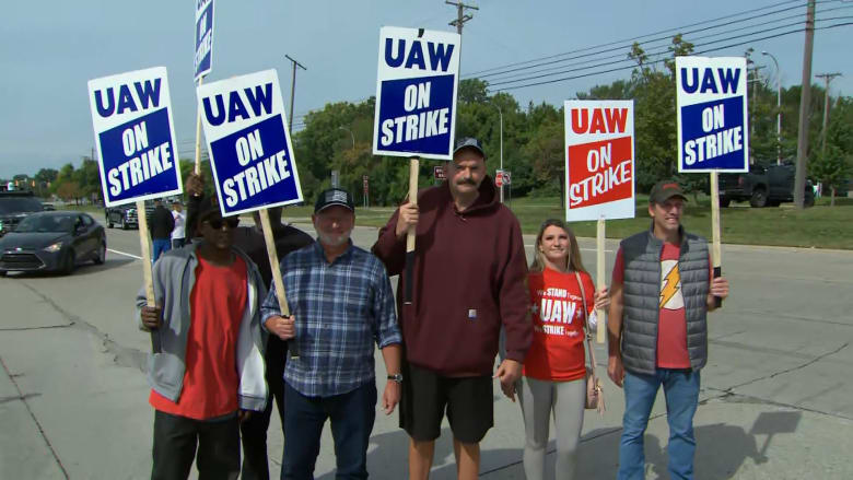 ‘We stand with workers’: Sen. Fetterman joins auto union picket line in Michigan