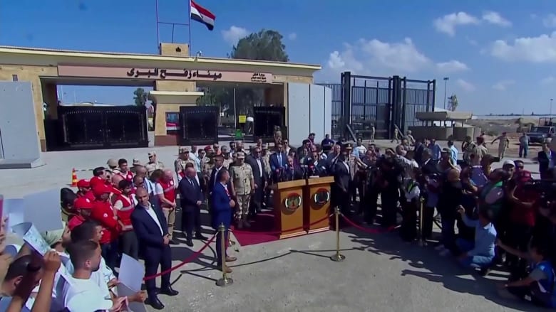 U.N. chief expresses hope in Gaza aid and a peaceful solution at the Rafah crossing 