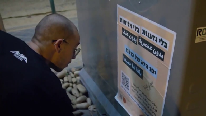 Group of Jews and Arabs come together to spread peace in Israel