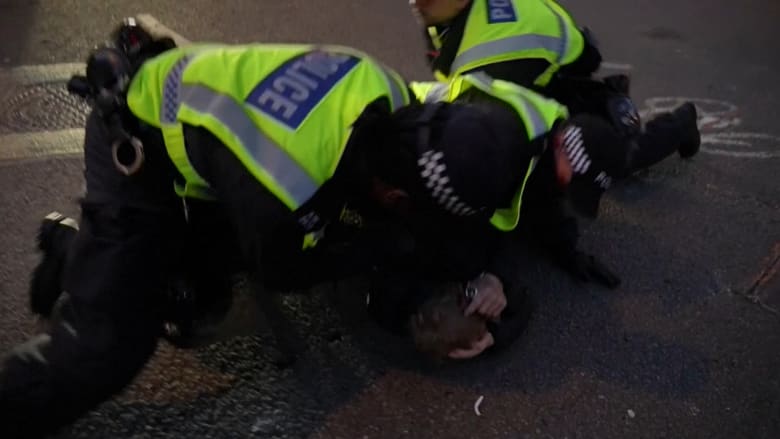 London police arrest counterprotesters at pro-Palestinian march