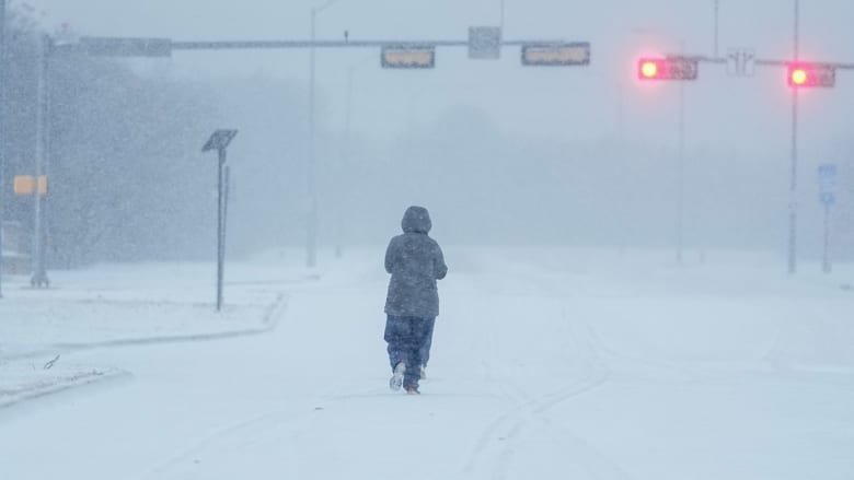 Deadly arctic blast grips more than 80% of the country