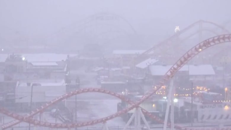 Warnings issued to stay off roads as millions affected by Northeast snowstorms