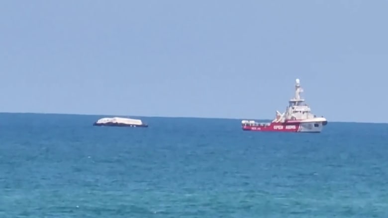 Relief ship finally arrives in Gaza