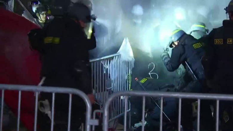 Hundreds arrested in violent clashes at UCLA