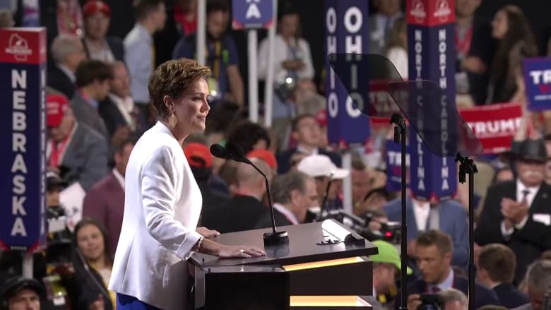 Kari Lake says media has 'worn out' their welcome at RNC