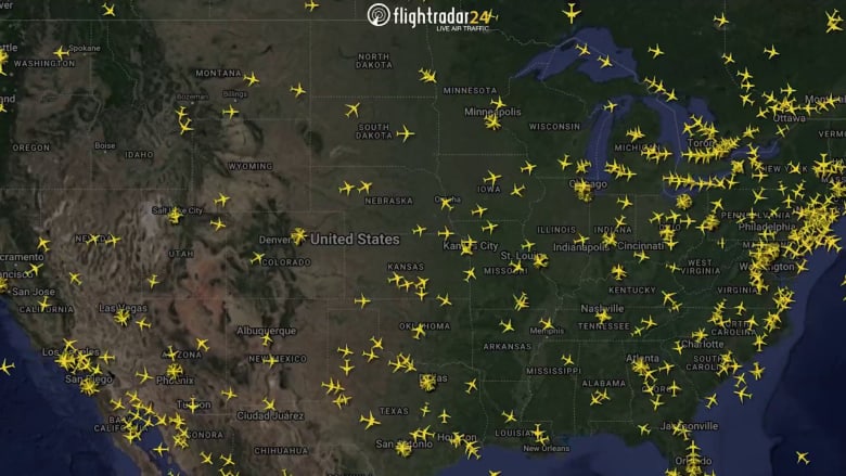 Watch: Flight radar shows air traffic during global IT outage