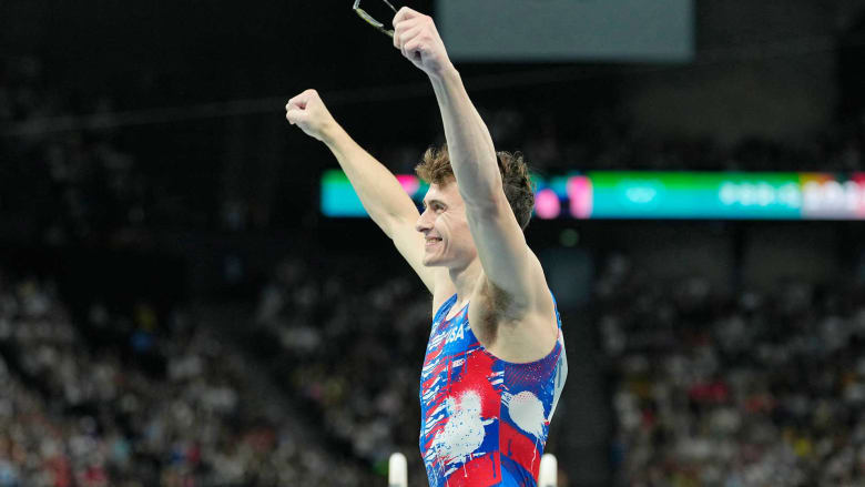 Stephen Nedoroscik flawless on pommel horse in qualification