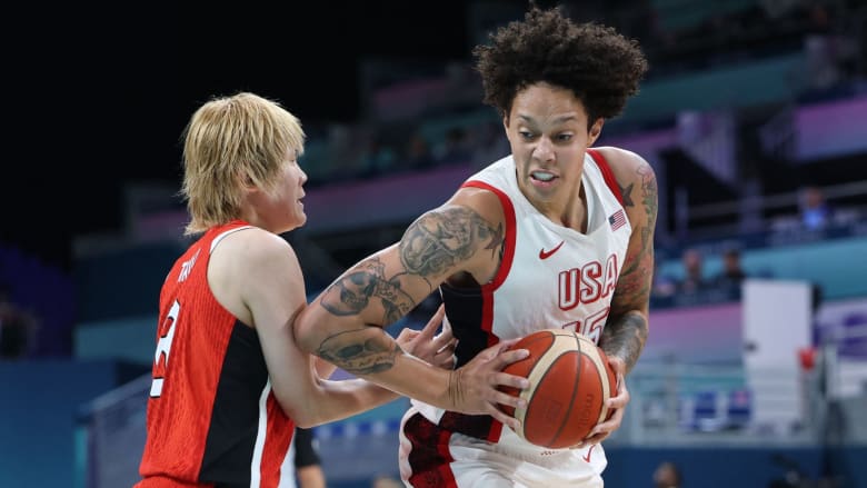 Wilson, Stewart help U.S. women pull away from Japan
