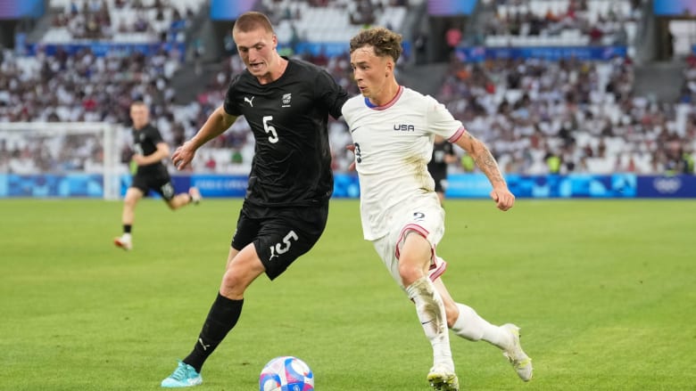 U.S. men's handles New Zealand with dominant 4-1 outing