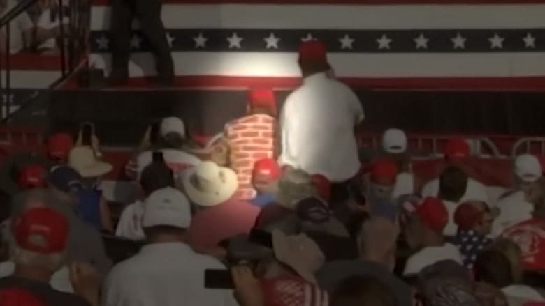Eyewitness was in front of Trump's lectern when shooting occurred