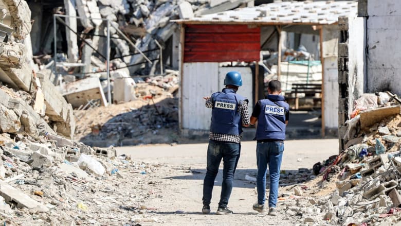 Palestinians trapped in northern Gaza amid a new Israeli assault