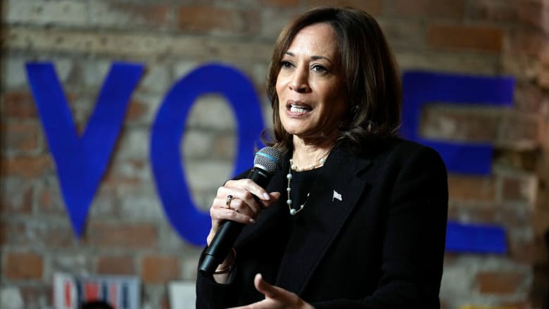 Harris focuses on Black voters in Detroit radio town hall