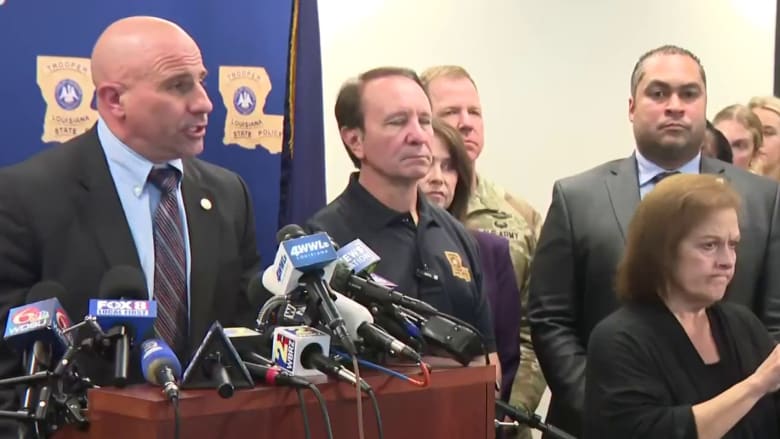 FBI gives timeline of suspect's actions before and during the New Orleans attack