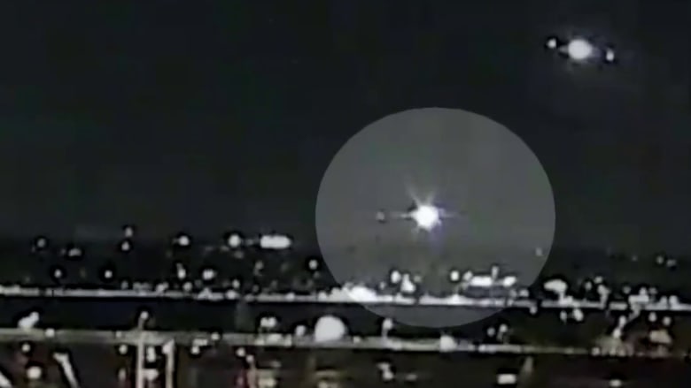 Sen. Duckworth reacts after military Black Hawk helicopter, passenger jet collide near Reagan Airport