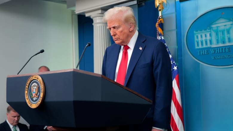 'We are in mourning': Trump delivers statement on deadly D.C. plane crash