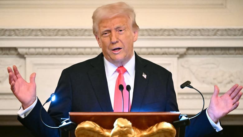 Trump thanks Muslims for support at White House Iftar