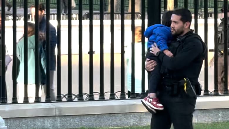 Watch: Secret Service returns toddler who slipped through White House fence