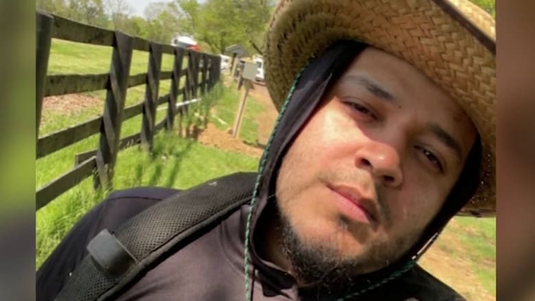 Trump asks Supreme Court to block return of man deported by 'mistake'