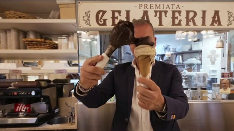Inside gelato shop that served Pope Francis' favorite sweets
