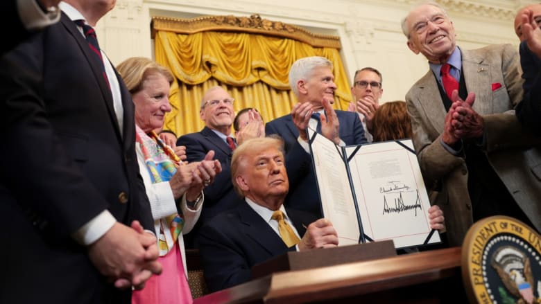 Trump signs the HALT Fentanyl Act