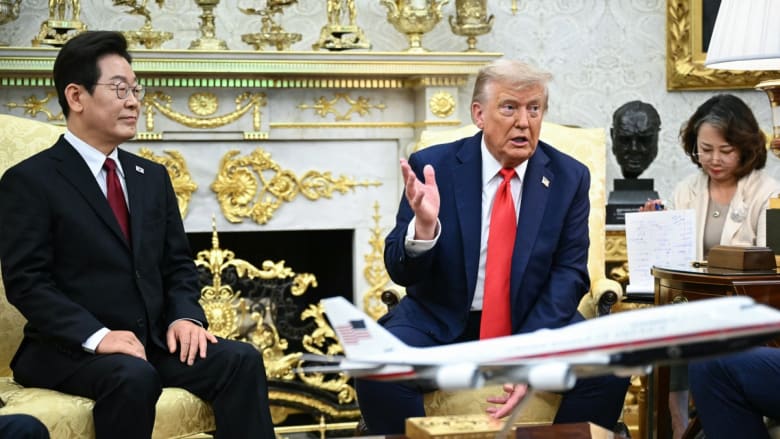 Trump says he would like to have another meeting with Kim Jong Un