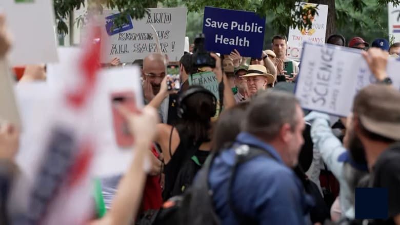 CDC staffers stage mass walkout after leadership resignations