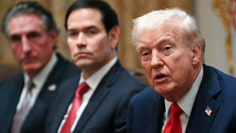 Trump praises Mideast peace deal during Cabinet meeting