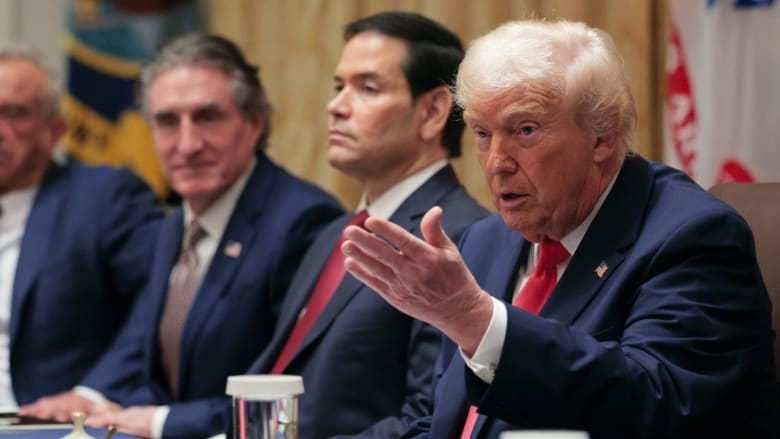 Trump calls Rep. Ilhan Omar 'garbage' at Cabinet meeting