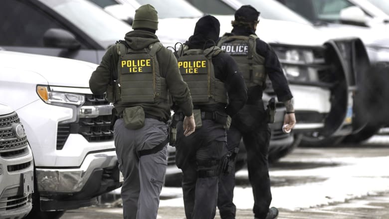 Trump administration to withdraw 700 federal immigration agents from Minnesota