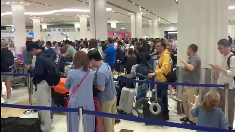 Thousands of Americans still stranded as Iran war spreads