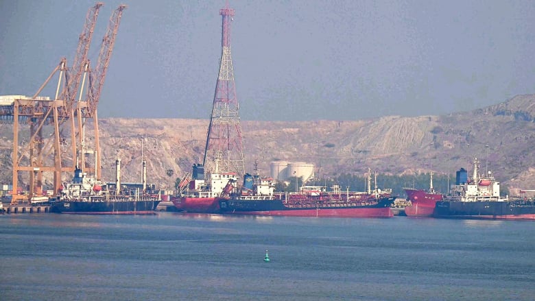 What will the blockade of Hormuz mean for the U.S. economy?