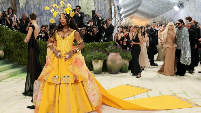 Stars dazzle at ‘Costume Art’ Met Gala