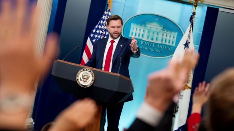 White House defends Iran deal amid criticism
