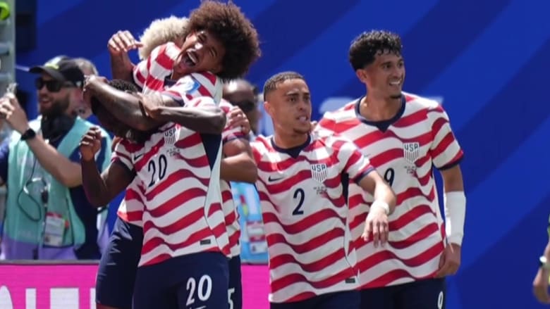 U.S. beats Australia to secure spot in World Cup knockout round