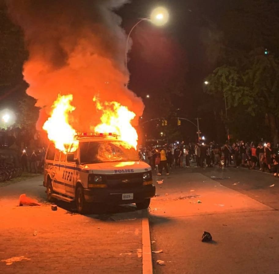 Image: NYPD Van fire