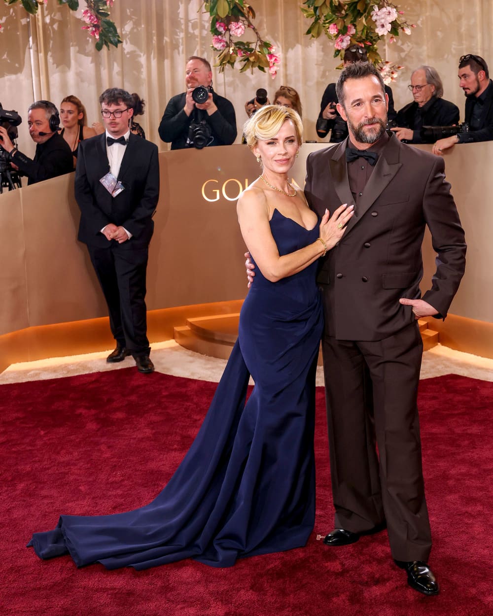 Sara Wells and Noah Wyle.